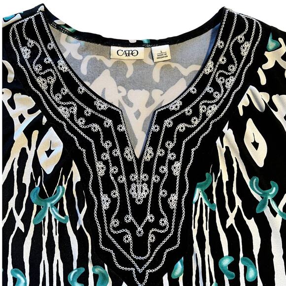 Cato Pullover Dress, Graphic design, Embroidery V-neck, L - Picture 2 of 9